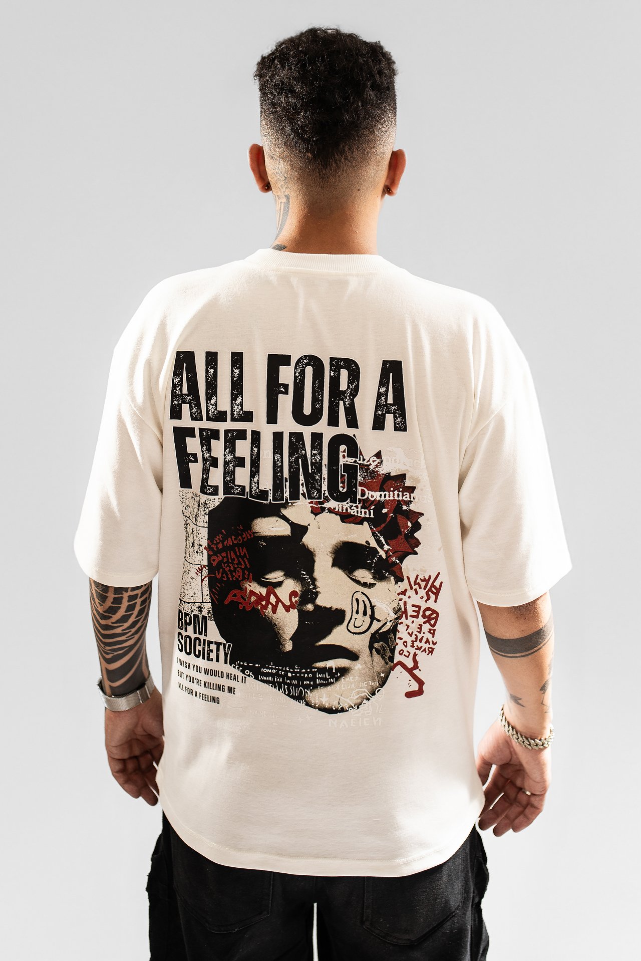Camiseta Oversized - All For a Feeling - BPM Society - Off white